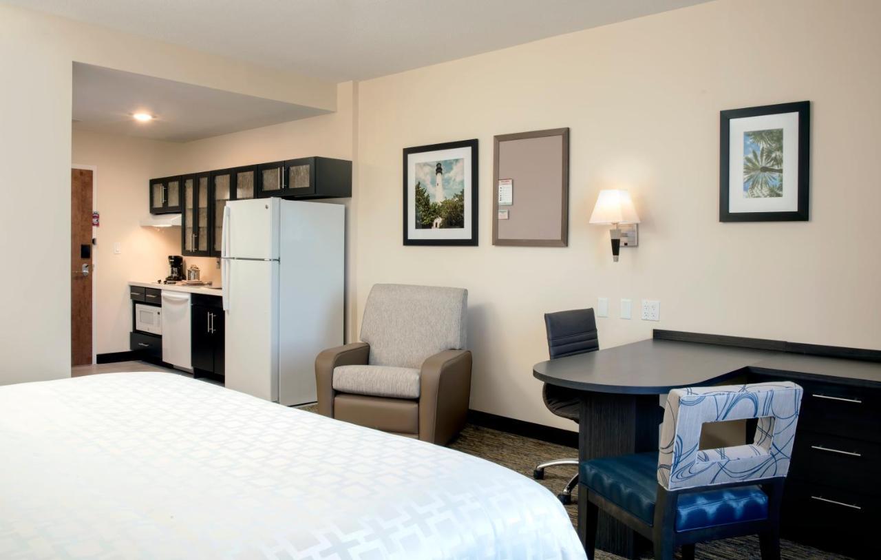 Candlewood Suites - Miami Exec Airport - Kendall By Ihg Country Walk Dış mekan fotoğraf